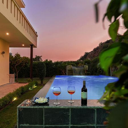 Bliss In The Woods By Veo - Part Of Stayvista Dhauj Exterior photo